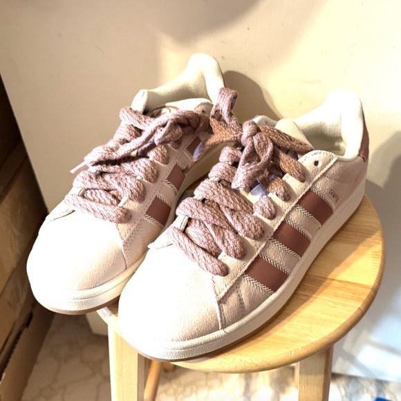 Adidas Original soft pink Campus 00s sneakers NWT - Picture 4 of 11